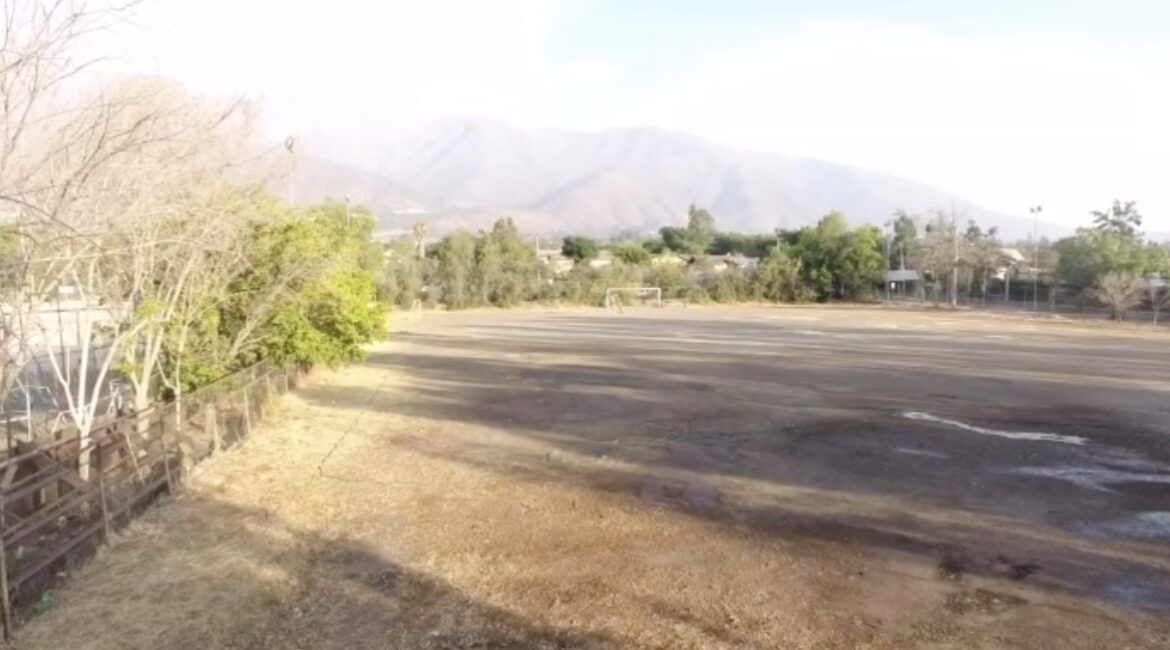 Terreno en preparación para el club mineros de santiago